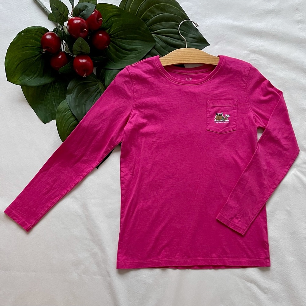 Vineyard Vines Long Sleeve Crew-Neck Reindeer Whale Graphic TShirt Pink L/14 Kid
